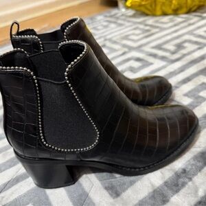 Dorothy Perkins Black Textured Ankle Boots